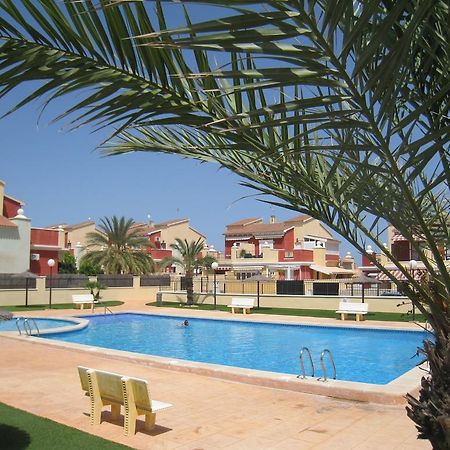 Bungalow Altos De La Bahia Τορεβιέχα Δωμάτιο φωτογραφία